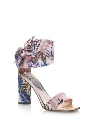 guess allison sandal