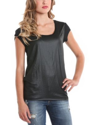 SS Dissolved Knit Top - Top en jersey de viscoseample encolure rondeeffet mouillé avec personnalisation métallique sur le devant100% viscoseLa pièce portée sur le visuel est une taille S.NOTA BENE : La coupe du produit a changé. Veuillez vérifier le nouveau tableau d