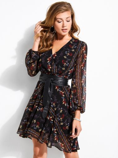 Vestiti | GUESS® Sito Ufficiale